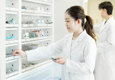 薬学部