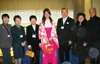 卒業記念パーティー会場にて