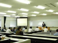 講演する永田講師2 講演する永田講師2
