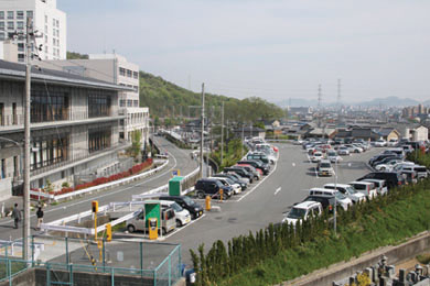 学生駐車場1