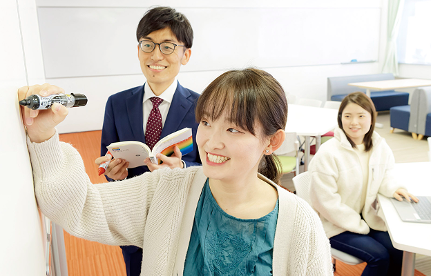 産業経営学類
