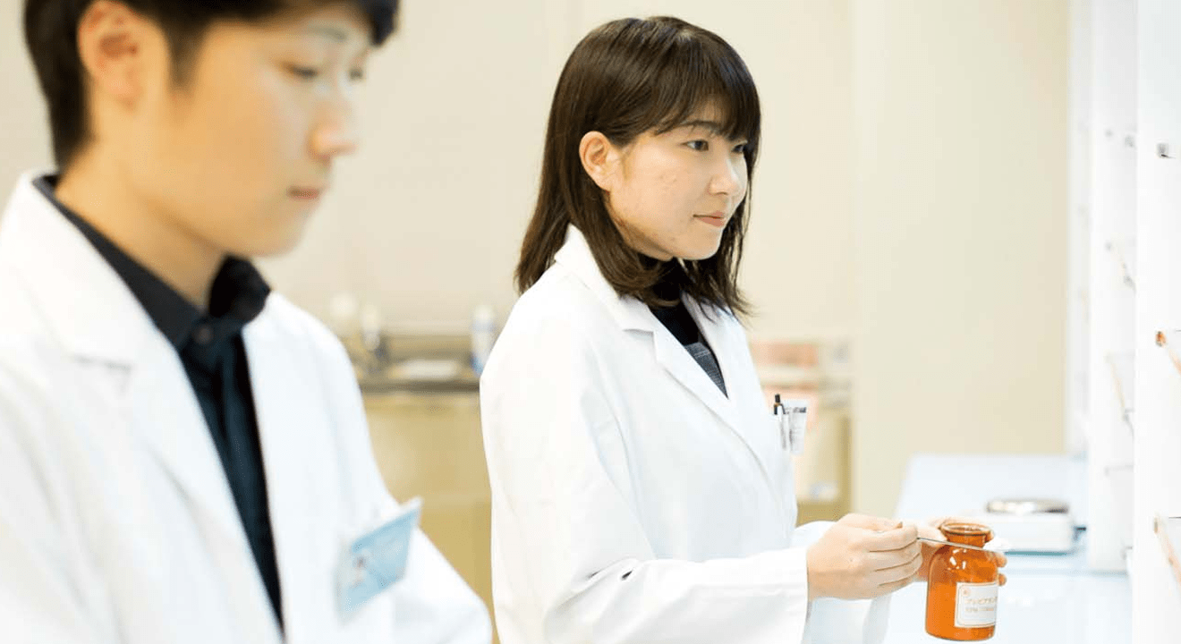 薬学部
