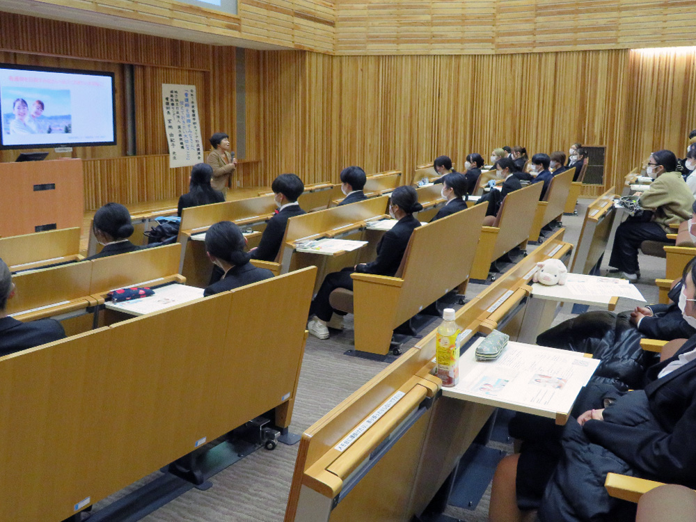 「2025年度 看護学部 キャリア形成講演会」を開催しました(2026/01/20) [看護学部]